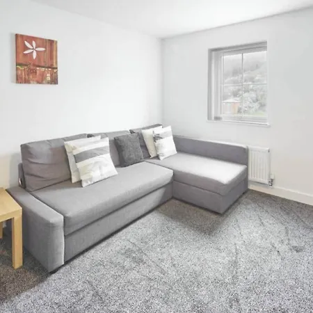 2-bedroom Serviced In Skinningrove 6 Apartment Saltburn-by-the-Sea